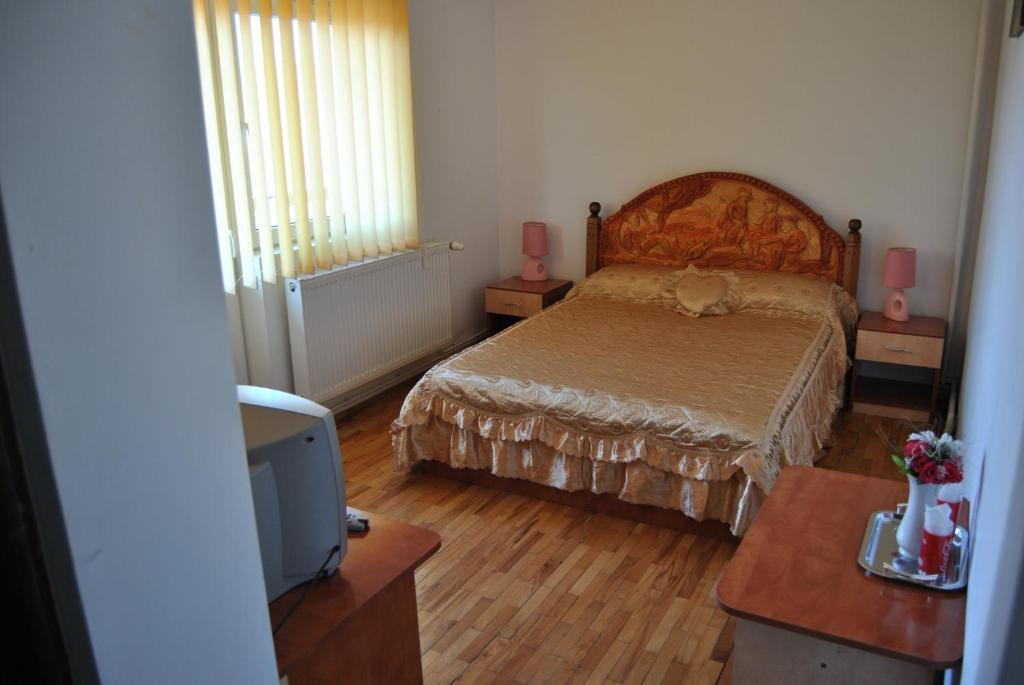 Cabana Popasul Haiducilor Petroşani Habitación foto