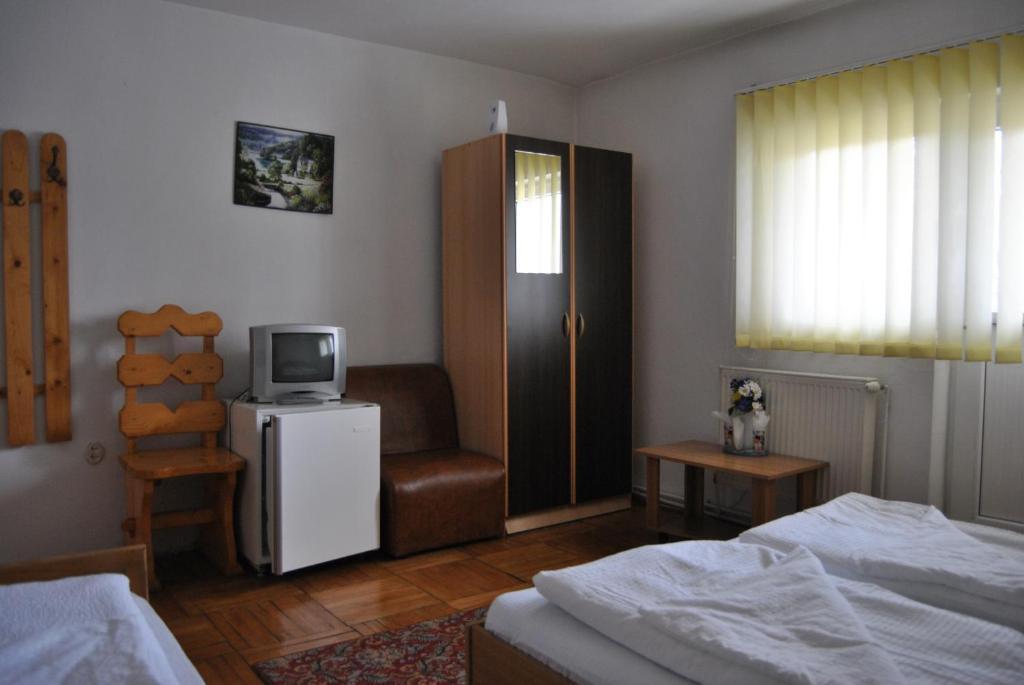 Cabana Popasul Haiducilor Petroşani Exterior foto
