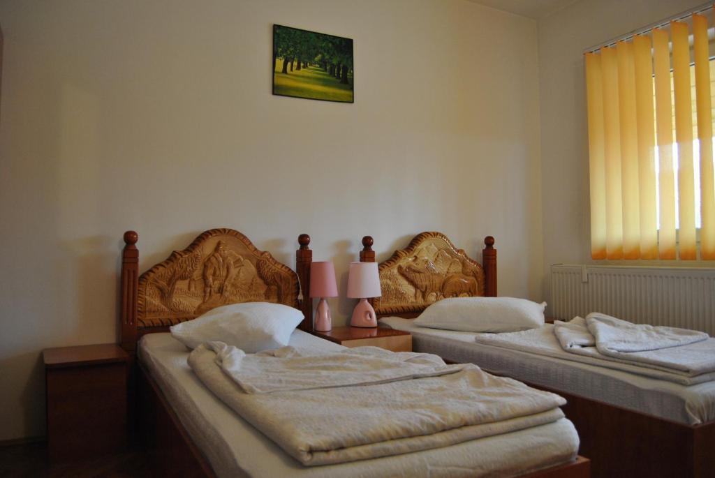 Cabana Popasul Haiducilor Petroşani Exterior foto